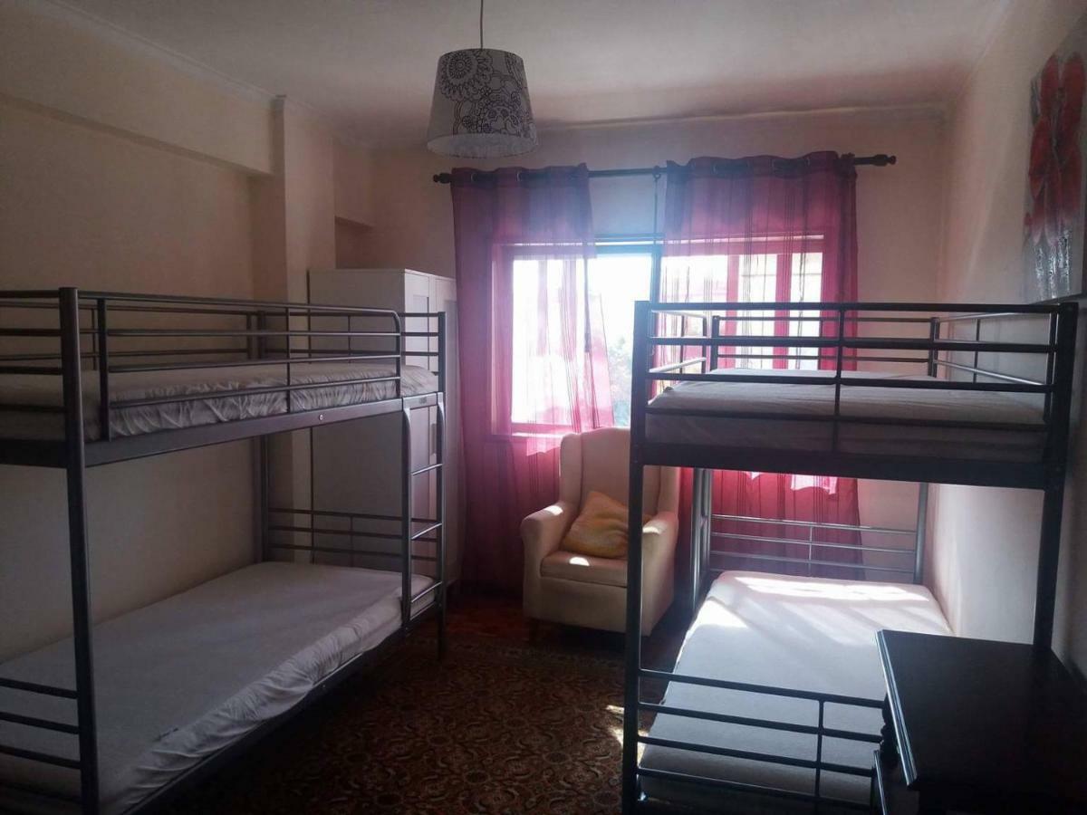 Quarto Com 4 Camas Porto Exterior foto
