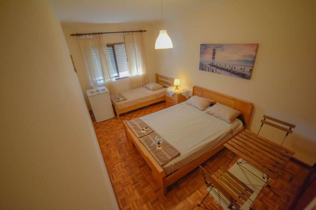Quarto Com 4 Camas Porto Exterior foto